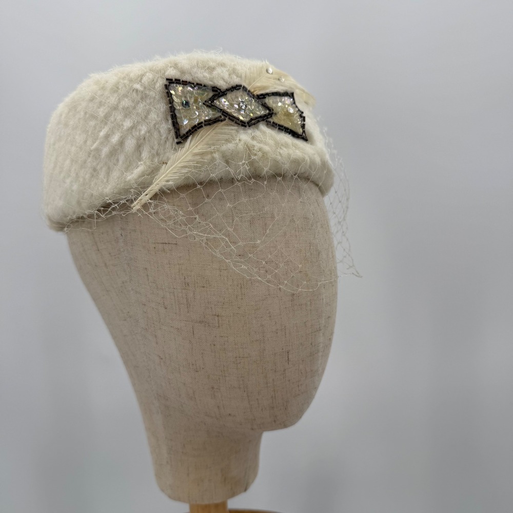 Vintage 50s Birdcage Veil Ivory Pillbox Beret Hat